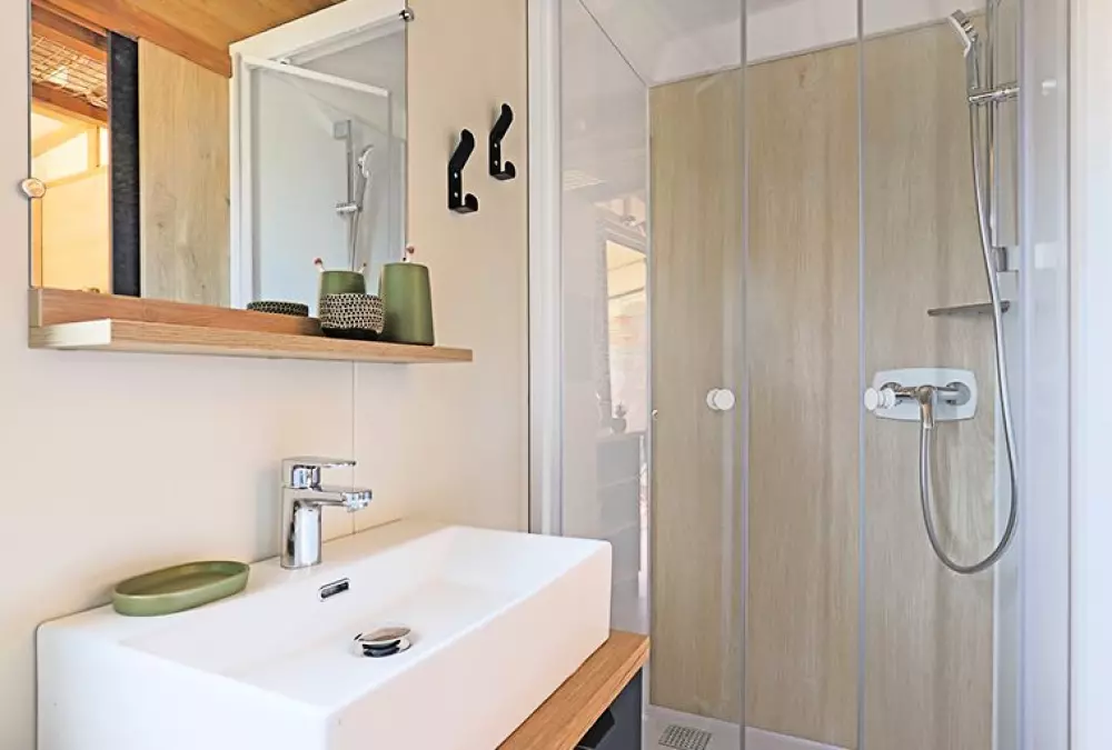 Camping Paradis Les Roses4 étoiles★★★★