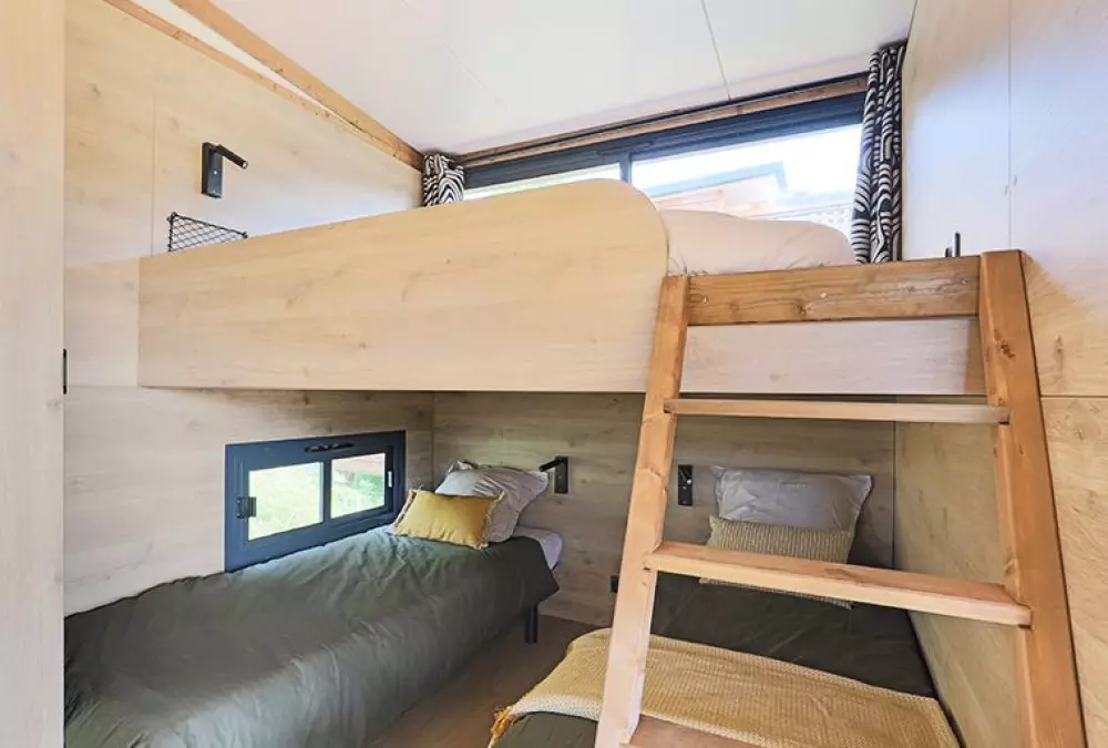 Camping Paradis Les Roses4 étoiles★★★★