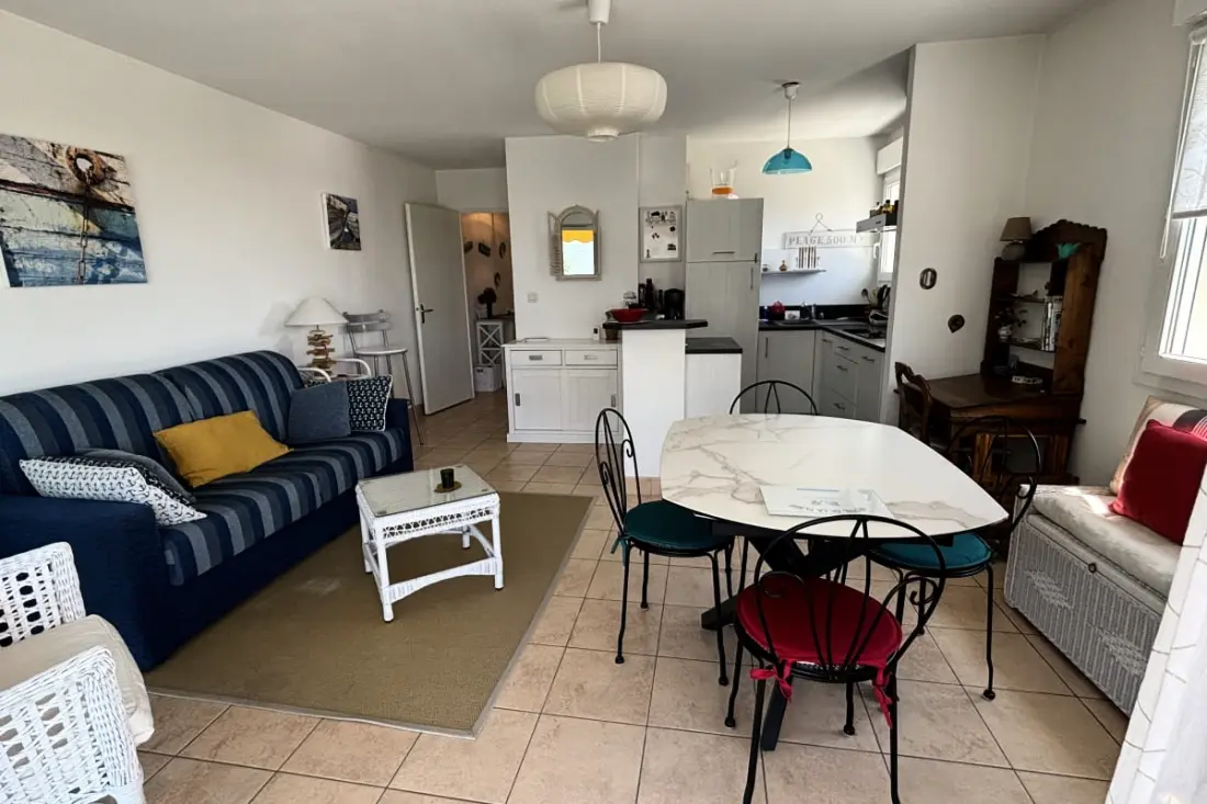 Appartement Centre Ville Avec Parking Proche Grande  Plage
