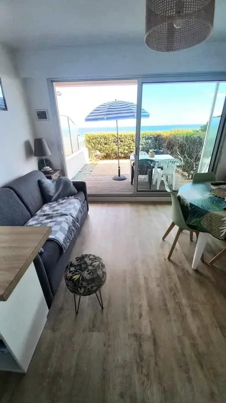 Appartement Vue Belle Iles  Et Le Chateau Turpault