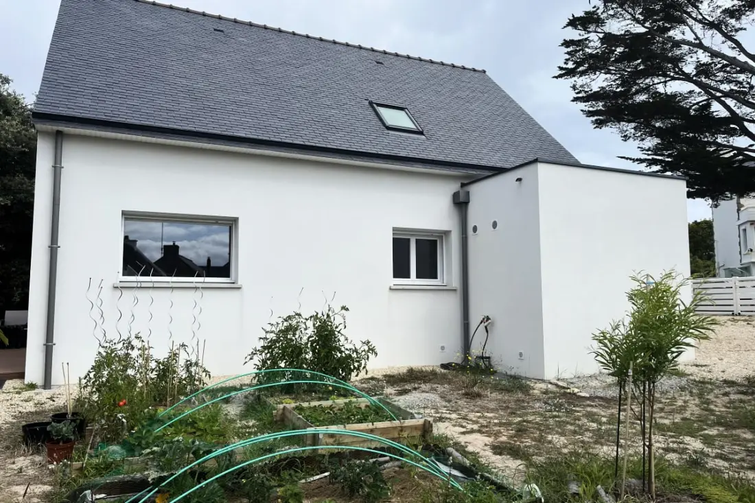 Maison Tamaris. Avec Jardin Et Clos