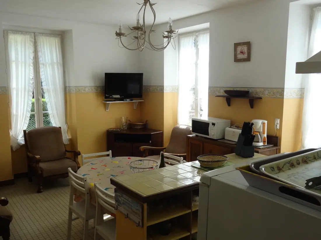 Résidence Apartment mit privater Terrasse am Fluss