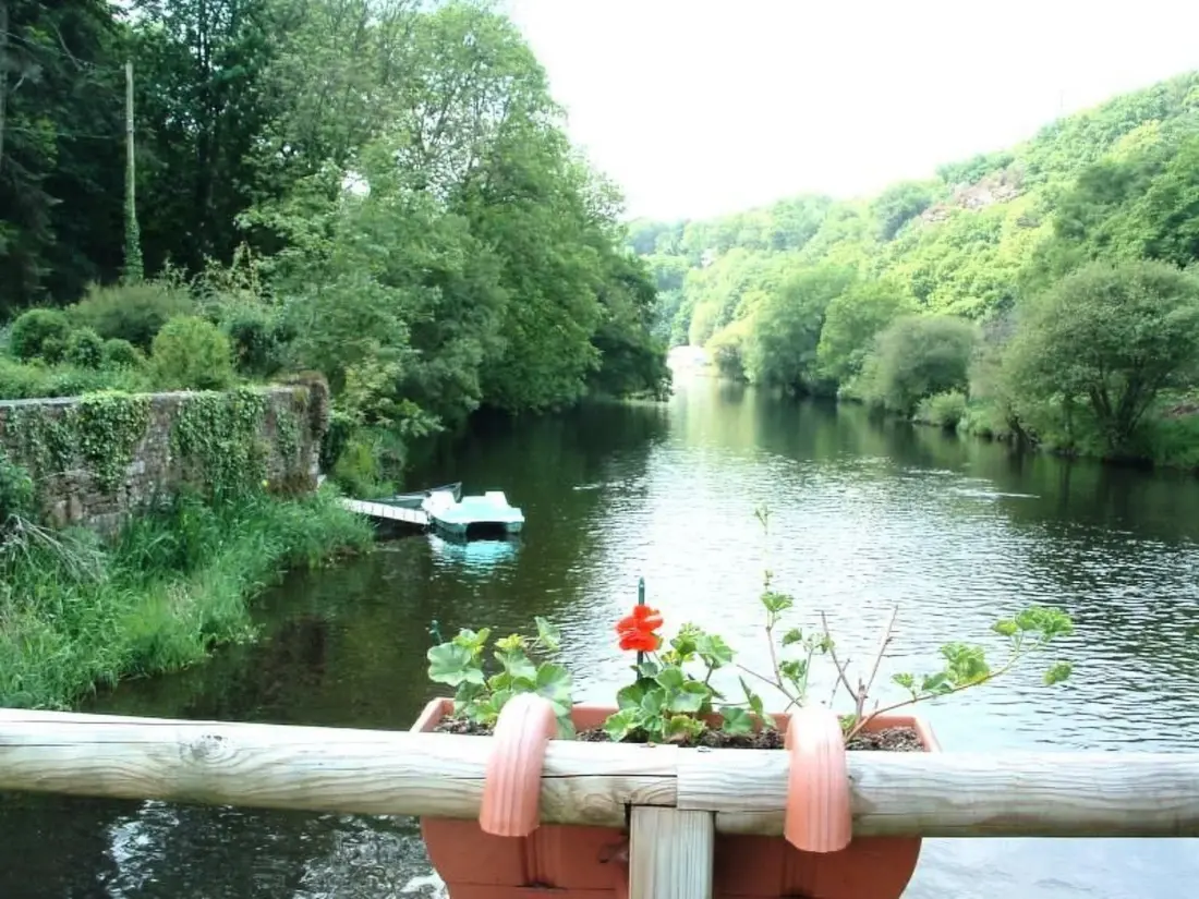 Résidence Unterkunft mit eigenem Garten und Blick auf den Fluss