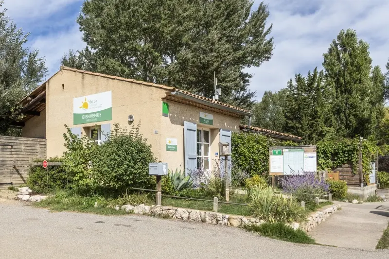 Alpha Camping Holding - Camping les Prés du Verdon 3 étoiles★★★