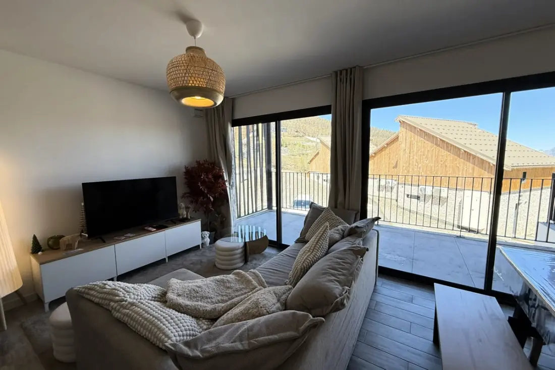 Chalet Neuf &amp; Cosy - 300 m Des Pistes - Risoul