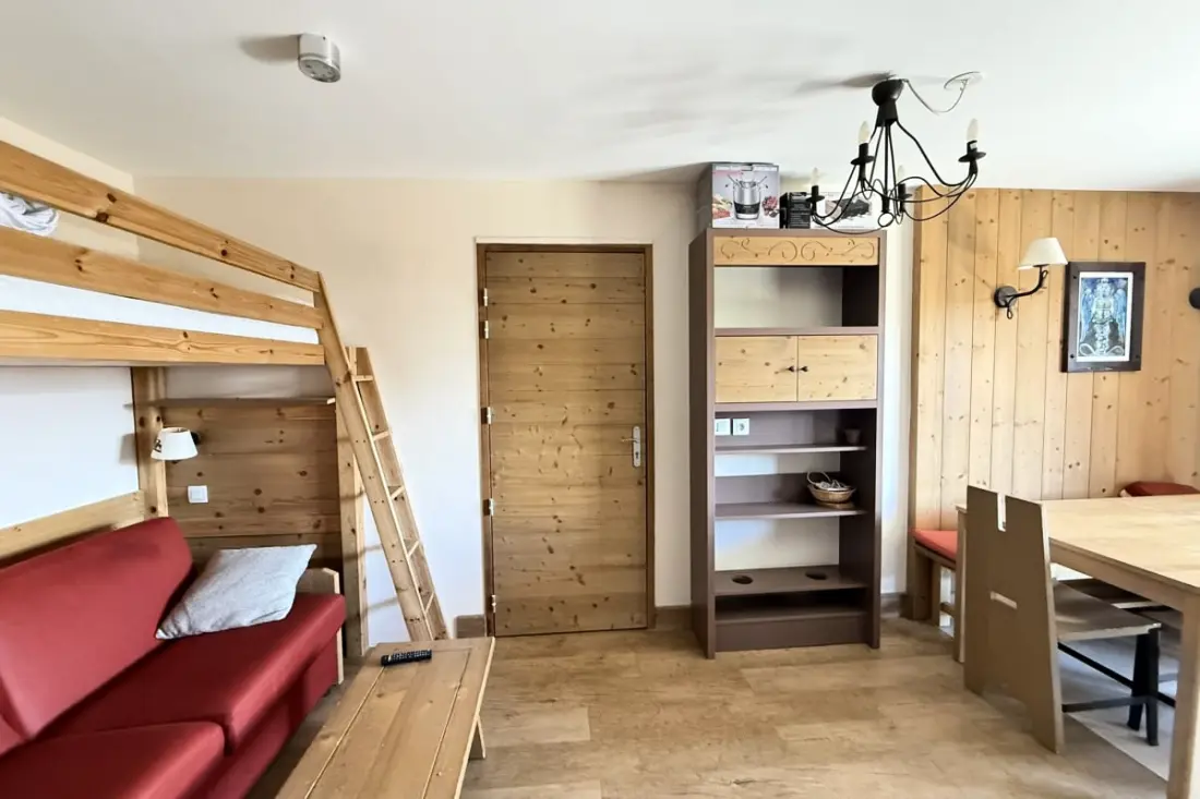 Résidence Risoul • T2 5 Pers • Piscine Et Sauna • Skis Aux Pieds