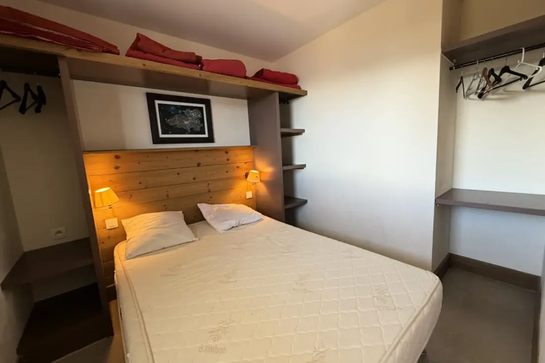 Résidence Risoul • T2 5 Pers • Piscine Et Sauna • Skis Aux Pieds