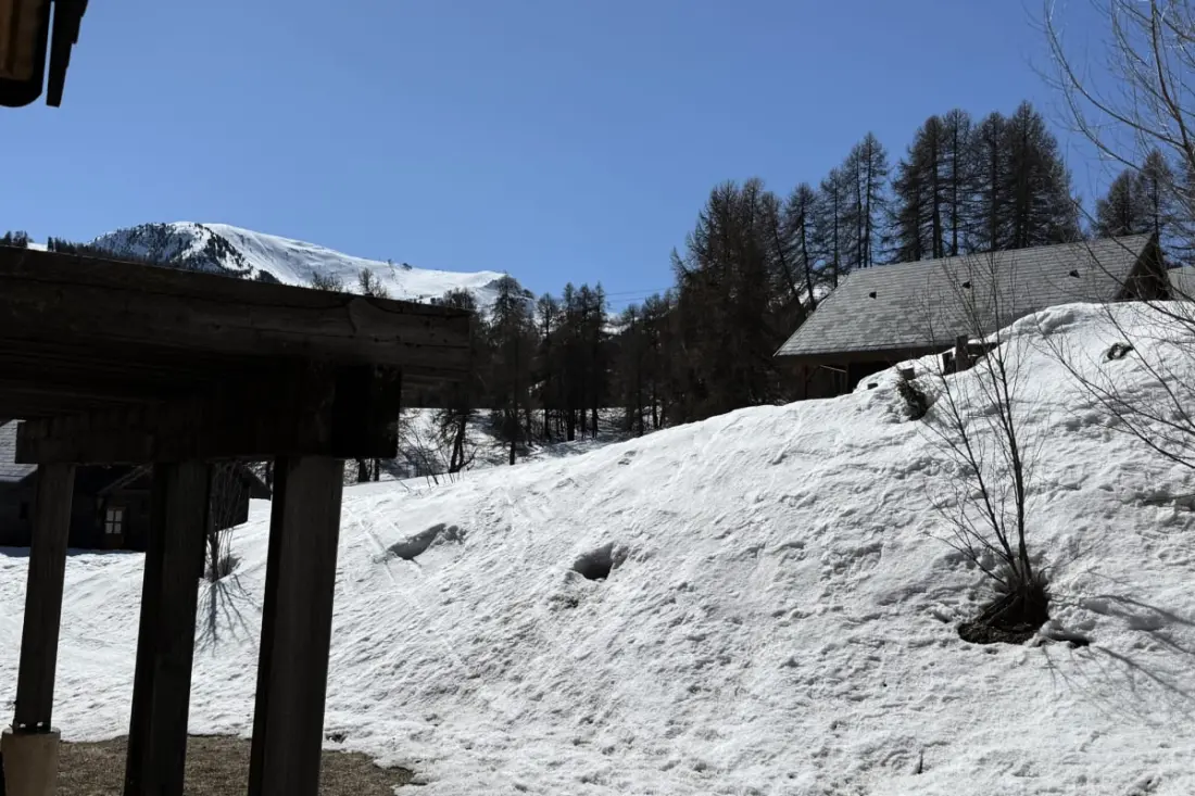 Résidence Risoul • T2 6 Pers • Piscine Et Sauna • Proche Pistes