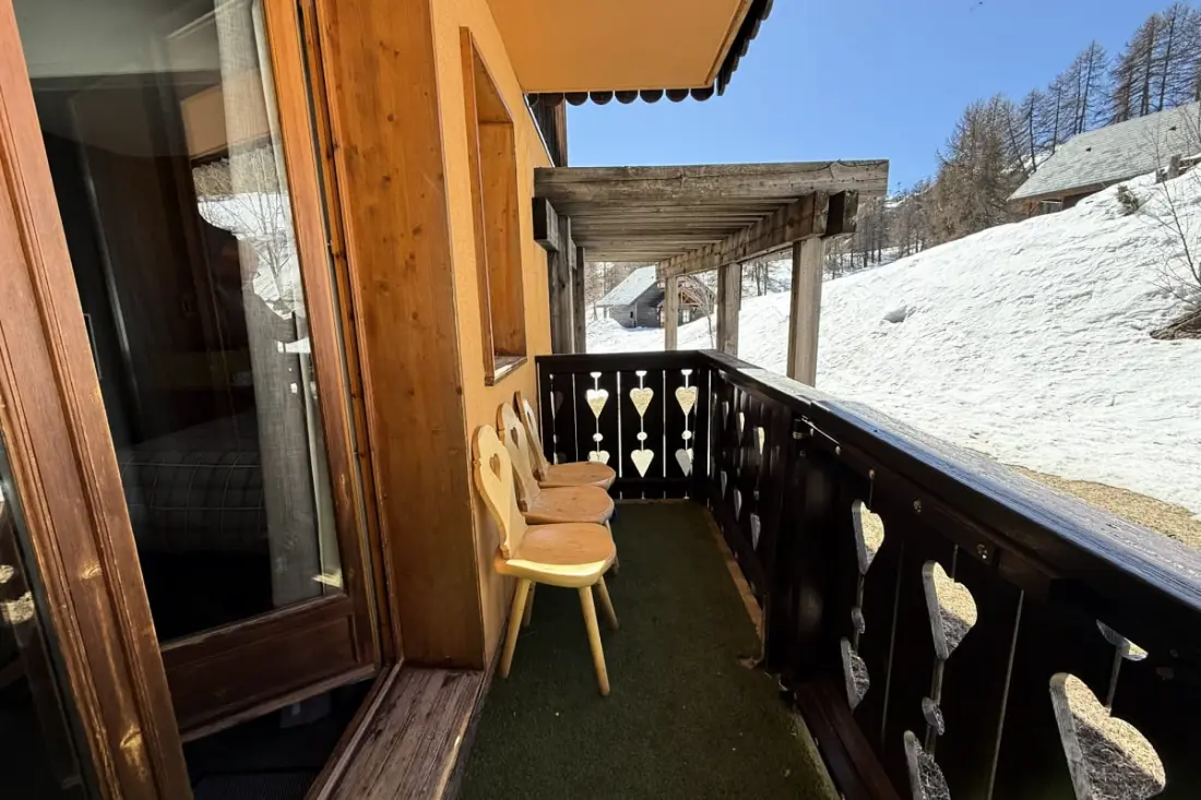 Résidence Risoul • T2 6 Pers • Piscine Et Sauna • Proche Pistes