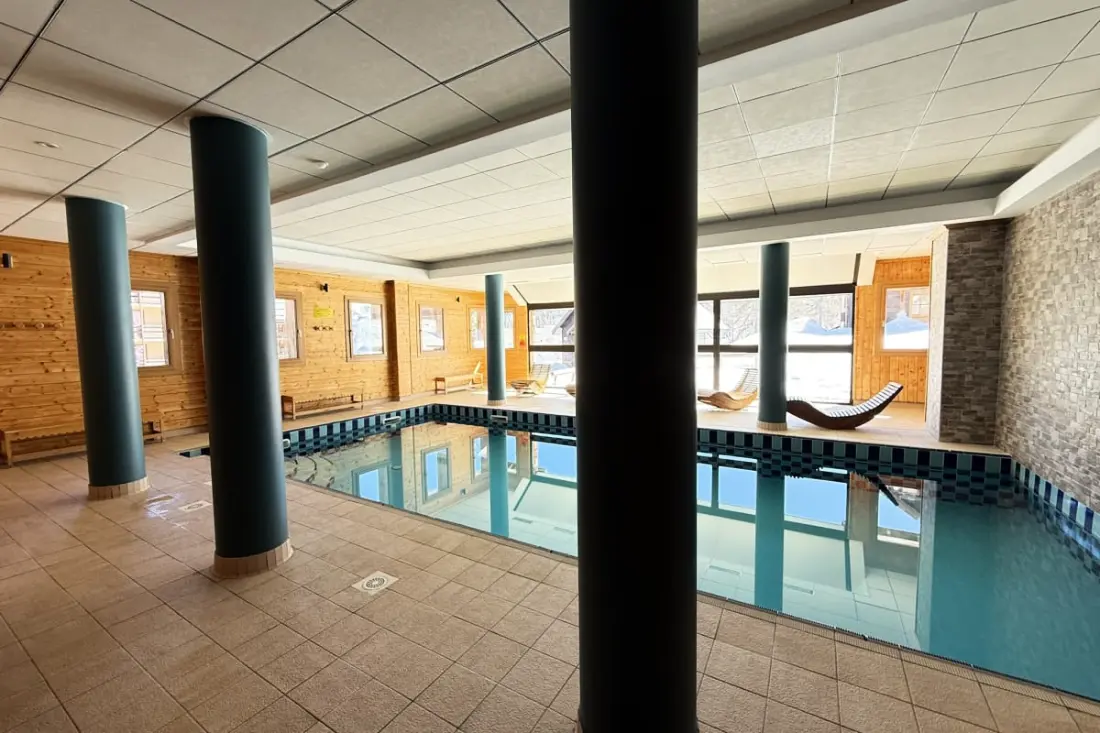 Résidence Risoul • T2 6 Pers • Piscine Et Sauna • Proche Pistes