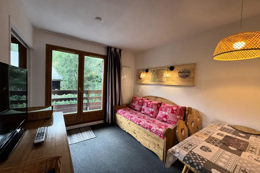 Résidence Risoul • T2 6 Pers • Piscine Et Sauna • Proche Pistes