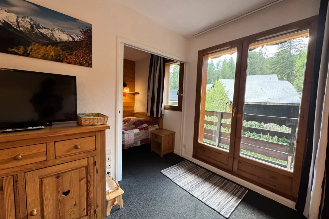 Résidence Risoul • T2 6 Pers • Piscine Et Sauna • Proche Pistes