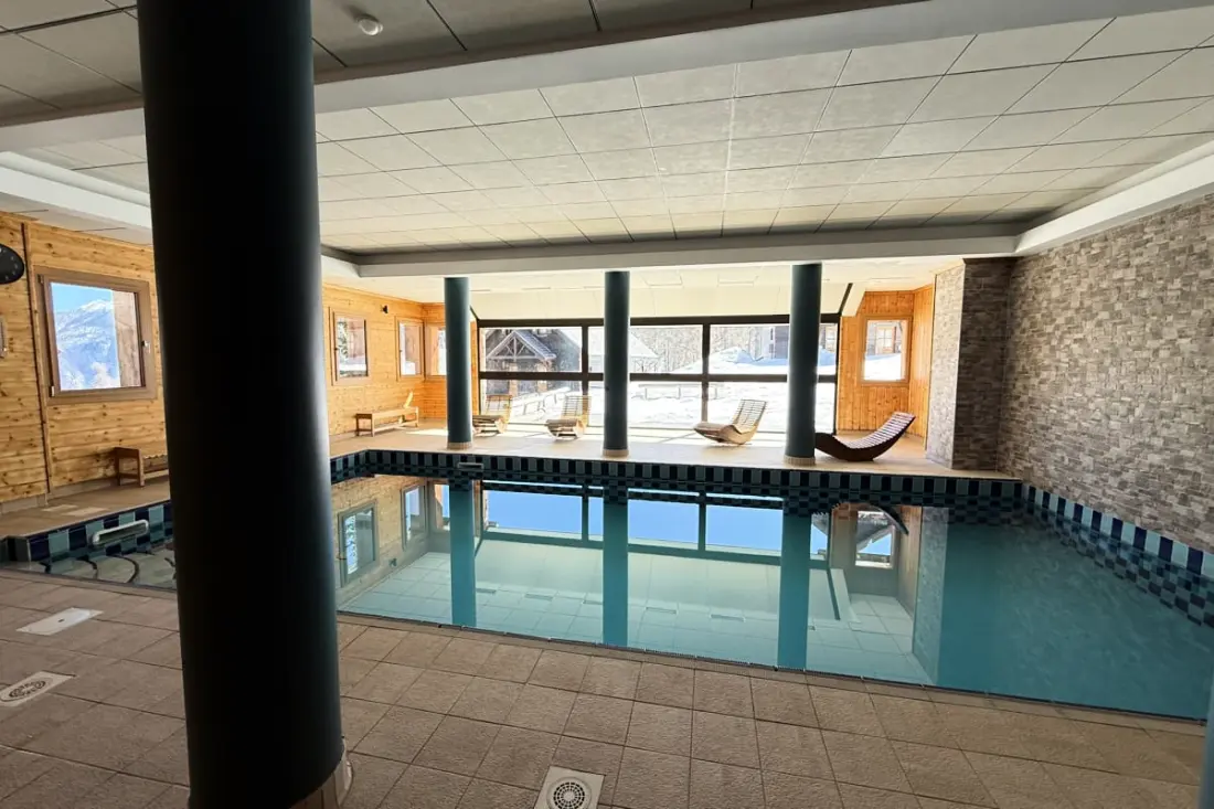 Résidence Risoul • T4 8 Pers • Piscine Et Sauna • Proche Pistes