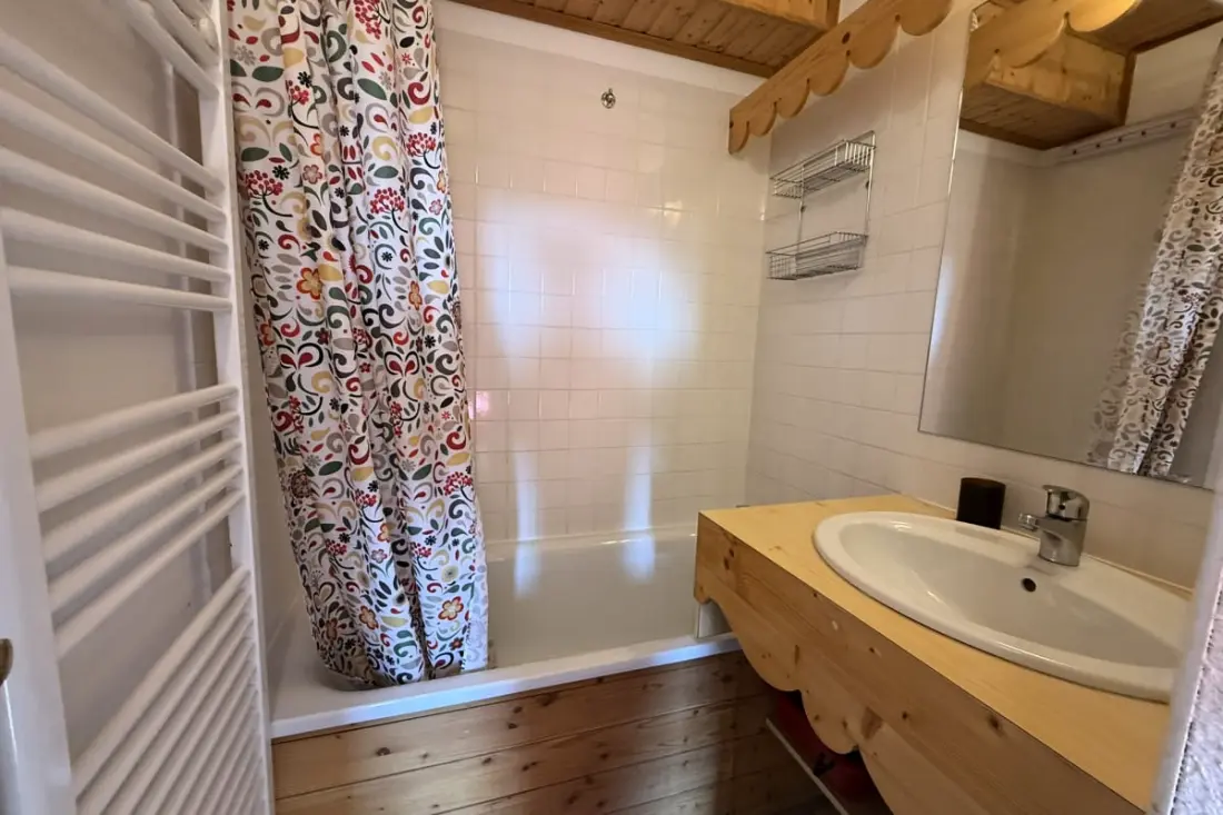 Résidence Risoul • T4 8 Pers • Piscine Et Sauna • Proche Pistes