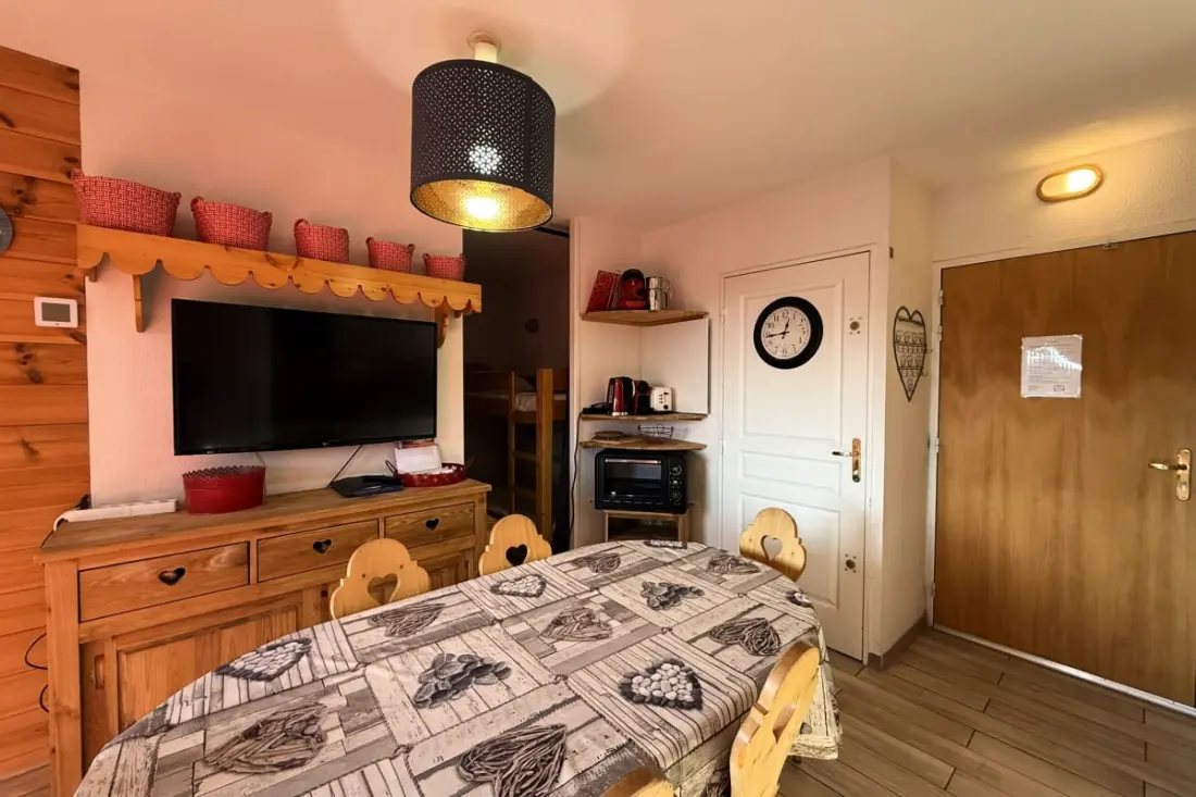 Résidence Risoul • T4 8 Pers • Piscine Et Sauna • Proche Pistes