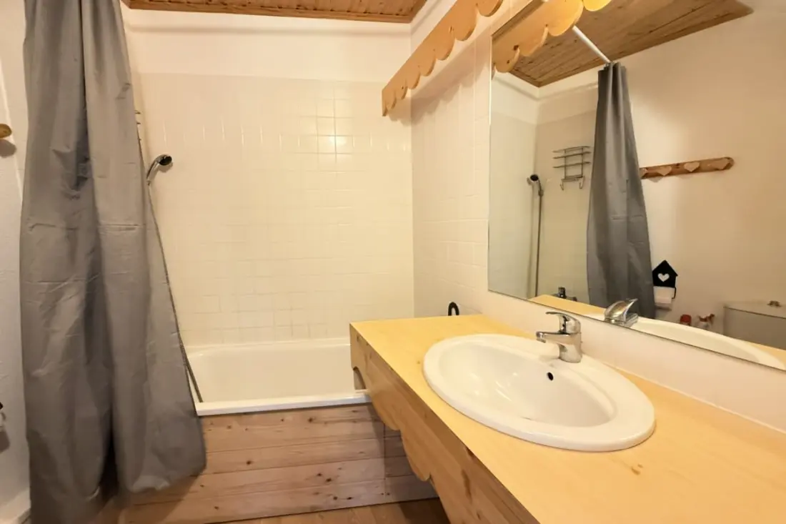 Résidence Risoul - Grand T4 Duplex  8 Pers • Vue Montagne