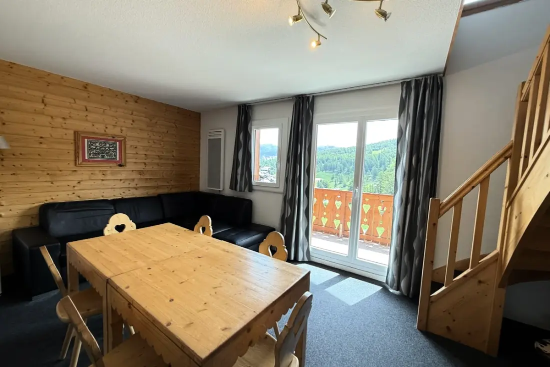 Résidence Risoul - Grand T4 Duplex  8 Pers • Vue Montagne