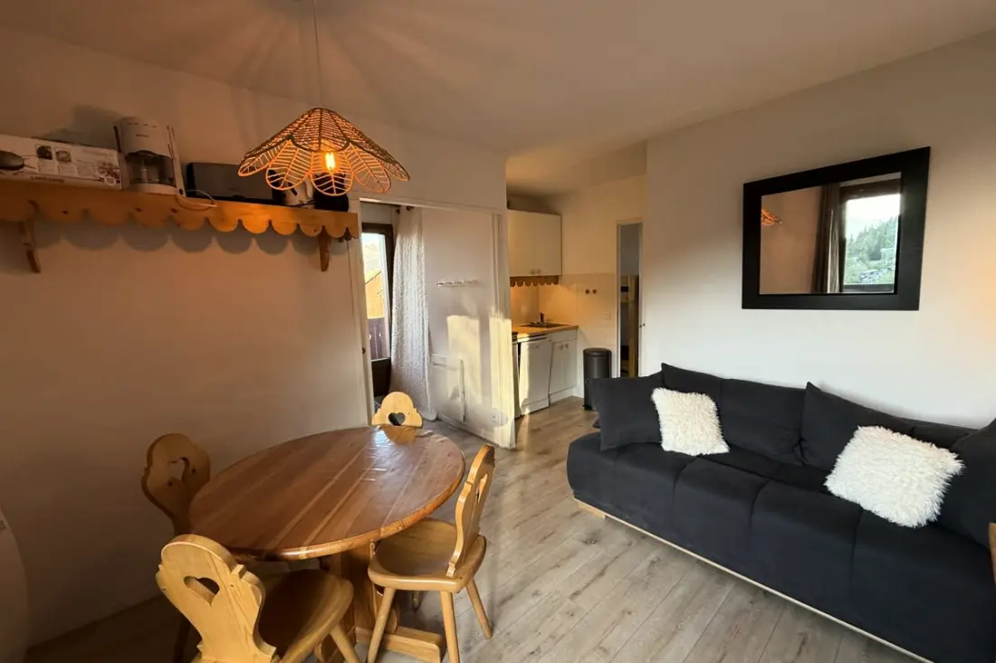 Résidence Risoul :t2 4-6 Pers - Balcon Piscine Sauna