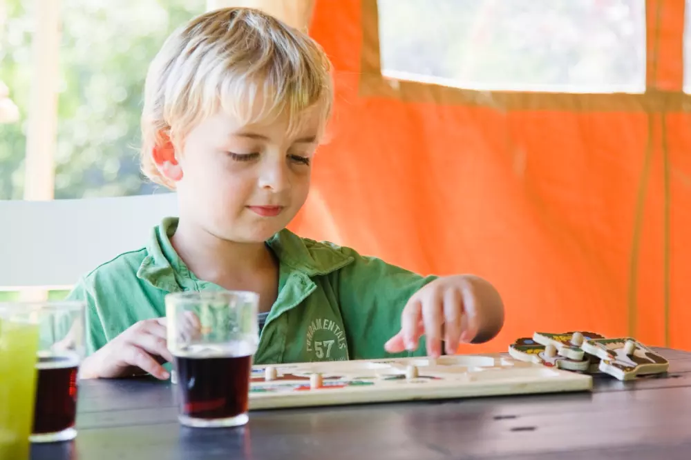 1-ouder camping Au Bord de l'Ourthe 2 étoiles★★