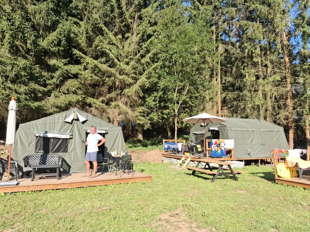 1-ouder camping Au Bord de l'Ourthe 2 étoiles★★