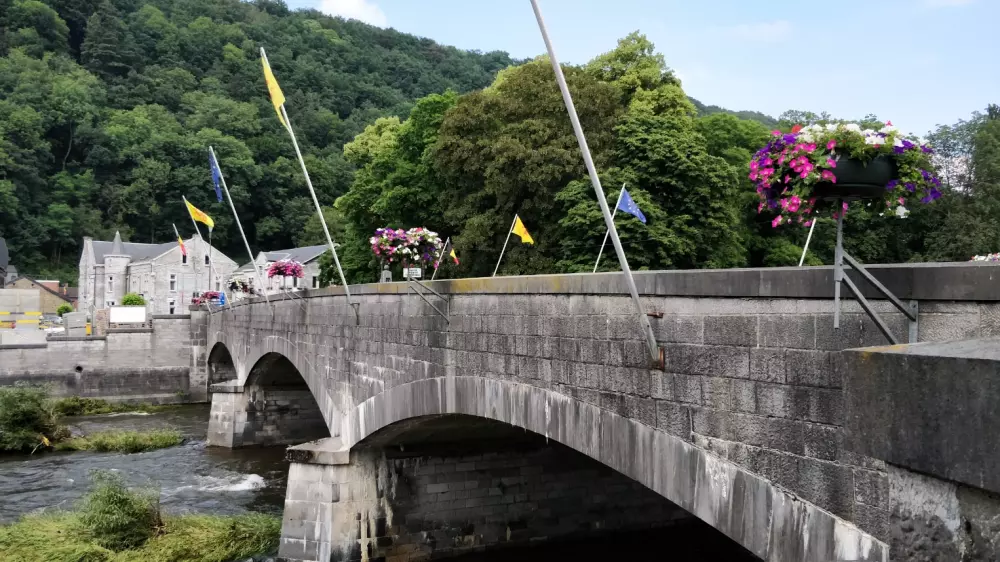 1-ouder camping Au Bord de l'Ourthe 2 étoiles★★