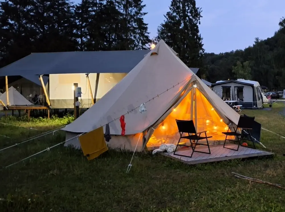 1-ouder camping Au Bord de l'Ourthe 2 étoiles★★
