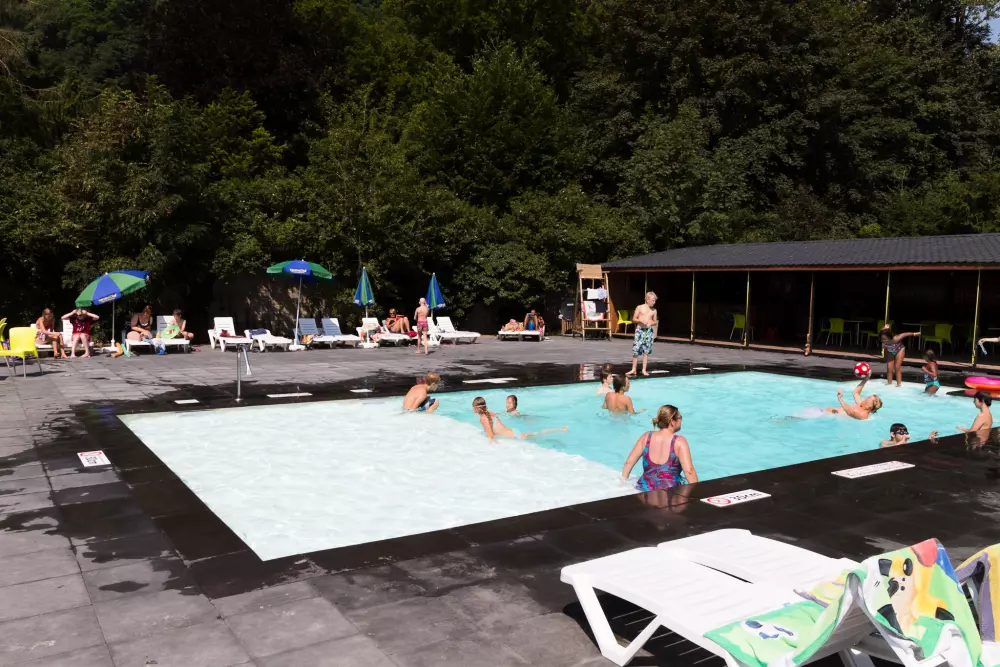 1-ouder camping Au Bord de l'Ourthe 2 étoiles★★