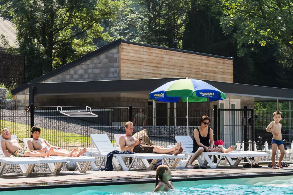 1-ouder camping Au Bord de l'Ourthe 2 étoiles★★