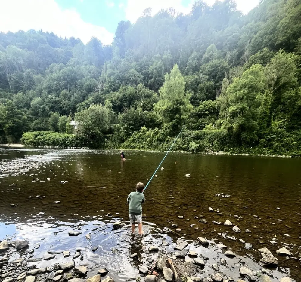 1-ouder camping Au Bord de l'Ourthe 2 étoiles★★