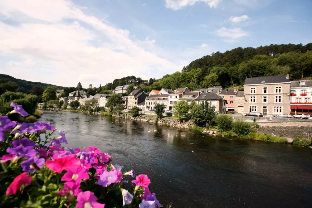 1-ouder camping Au Bord de l'Ourthe 2 étoiles★★