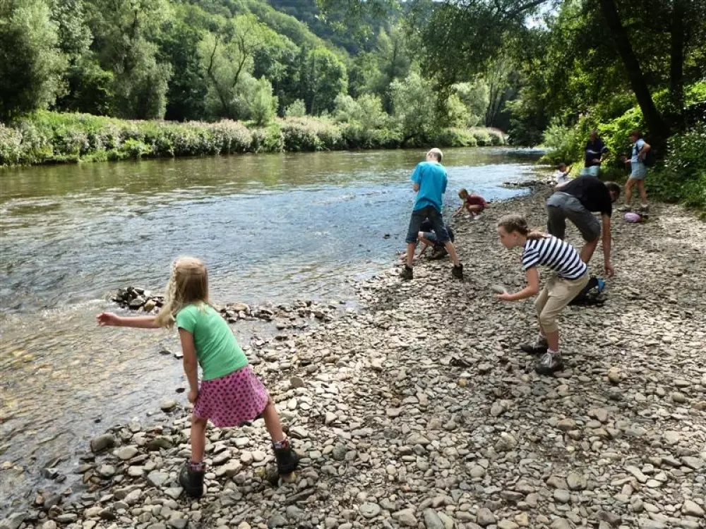 1-ouder camping Au Bord de l'Ourthe 2 étoiles★★