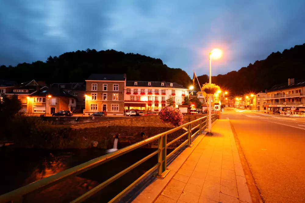 1-ouder camping Au Bord de l'Ourthe 2 étoiles★★