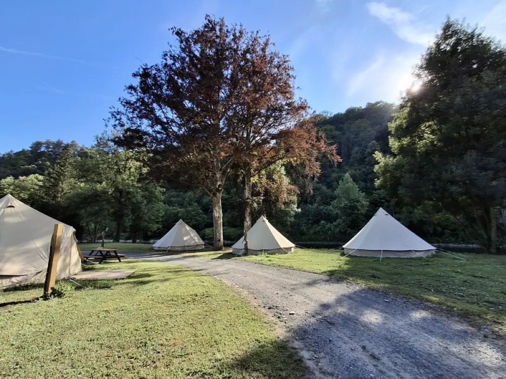 1-ouder camping Au Bord de l'Ourthe 2 étoiles★★