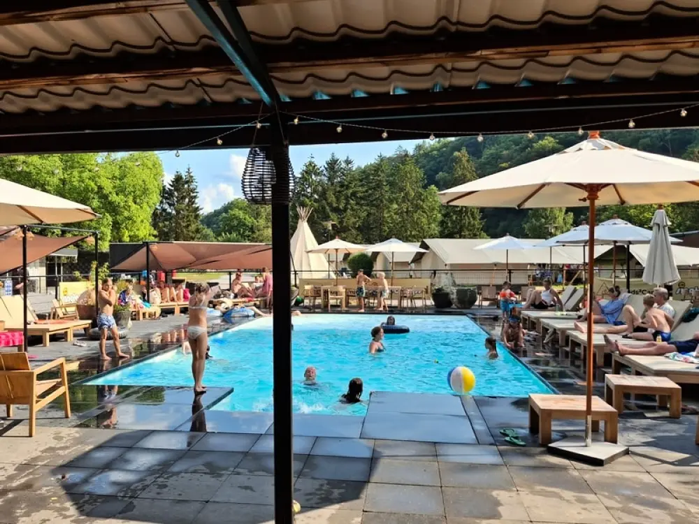 1-ouder camping Au Bord de l'Ourthe 2 étoiles★★