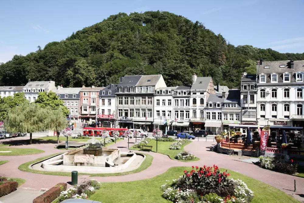 1-ouder camping Au Bord de l'Ourthe 2 étoiles★★