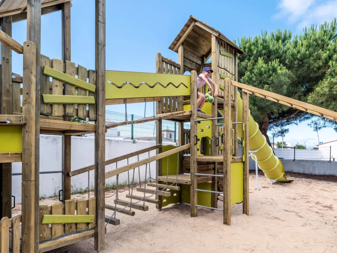 Flower Camping  Village Platin-Redoute 3 étoiles★★★