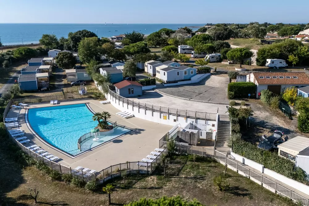 Flower Camping  Village Platin-Redoute 3 étoiles★★★