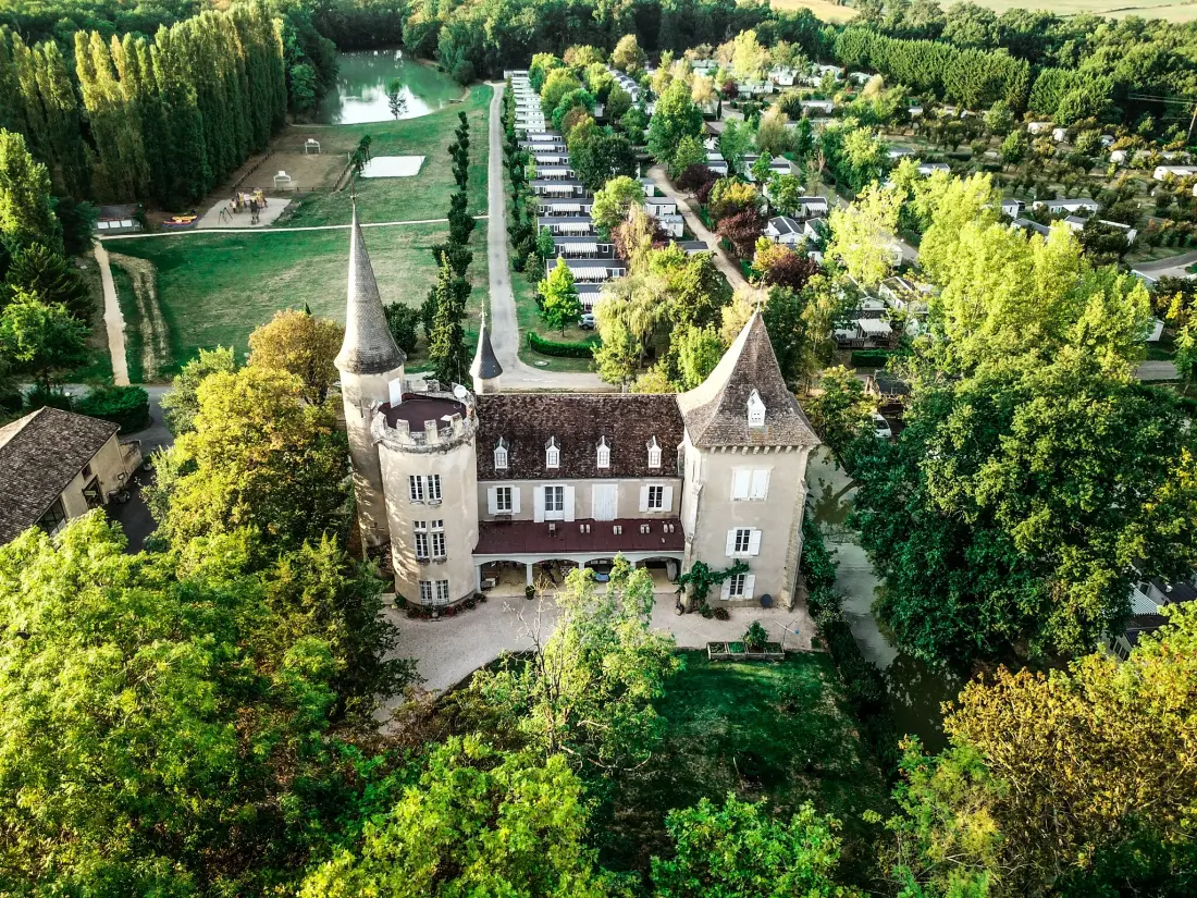 Camping Château de Fonrives
