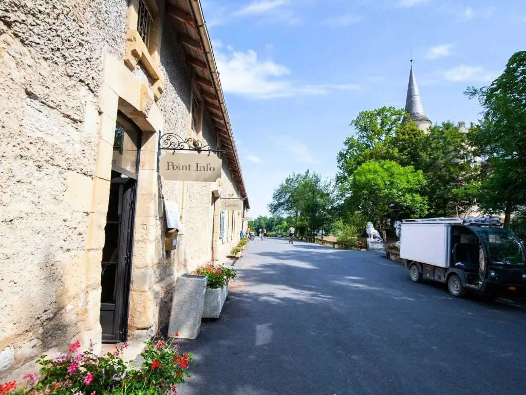 Camping Château de Fonrives
