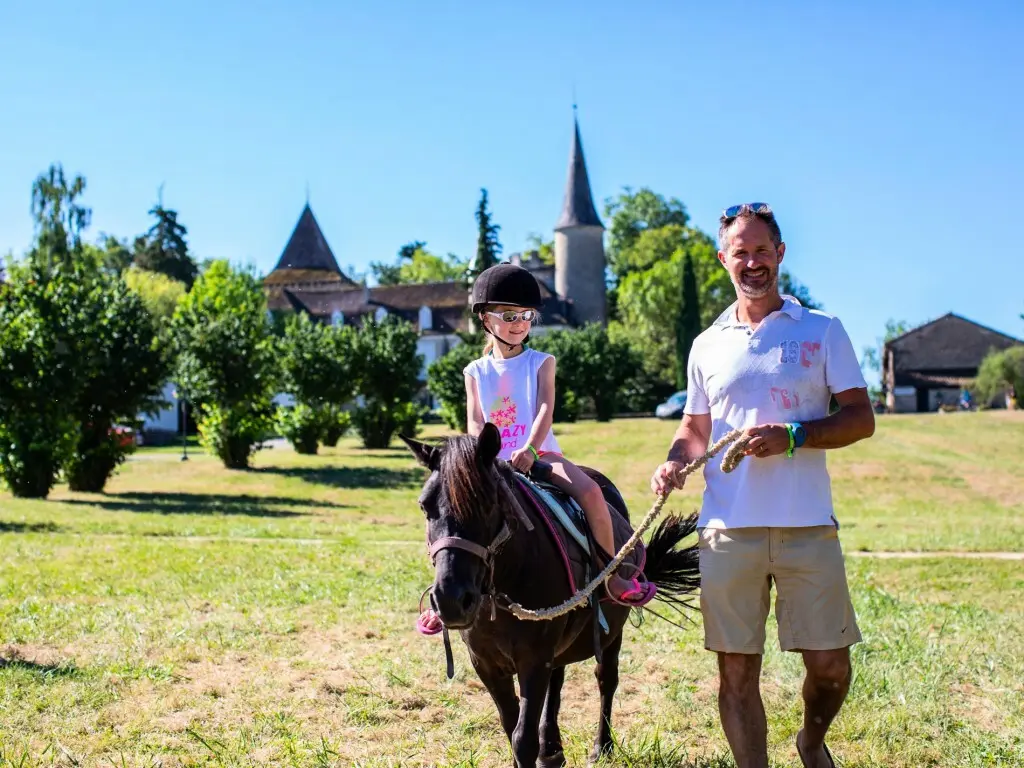 Camping Château de Fonrives