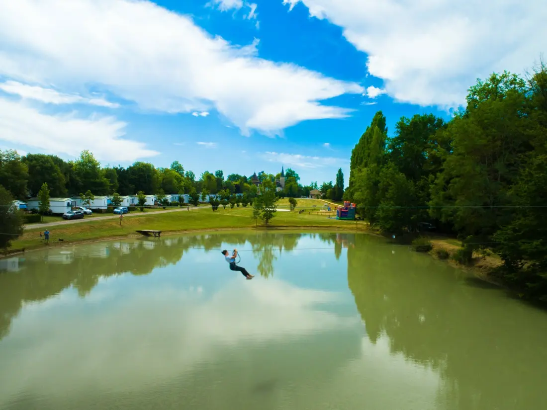 Camping Château de Fonrives