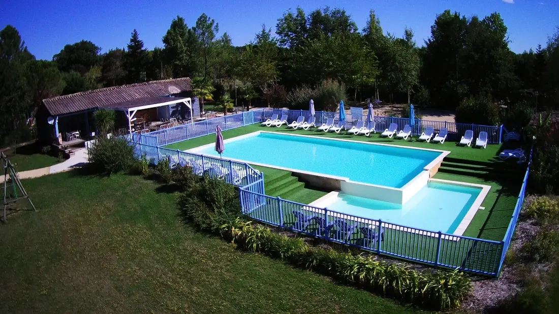 Camping de Bergougne 3 étoiles★★★