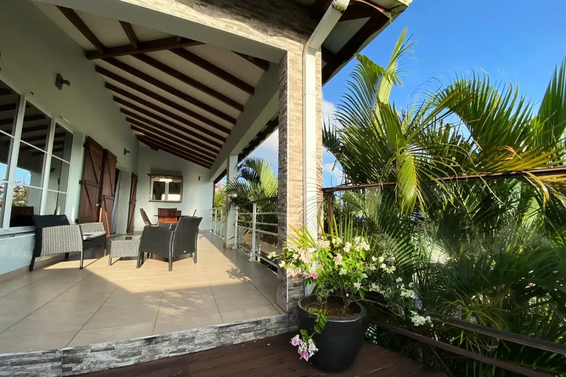 972d3 - Villa De 240m2 - Piscine - 5 Chambres