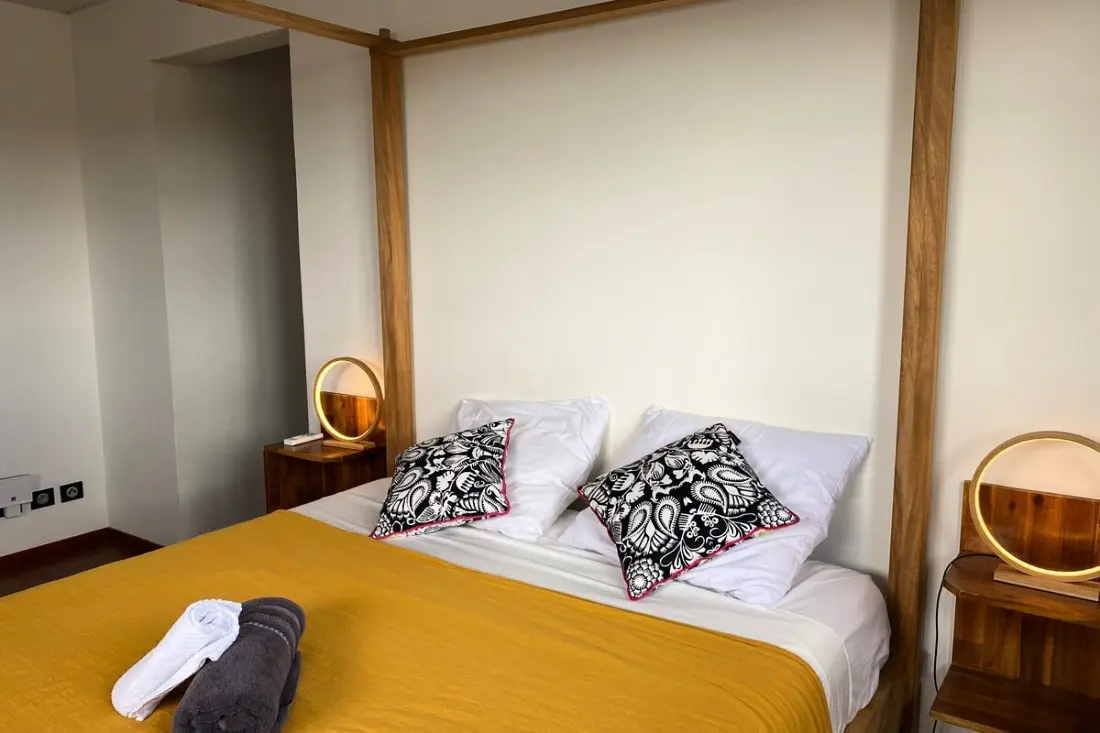 972d3 - Villa De 240m2 - Piscine - 5 Chambres
