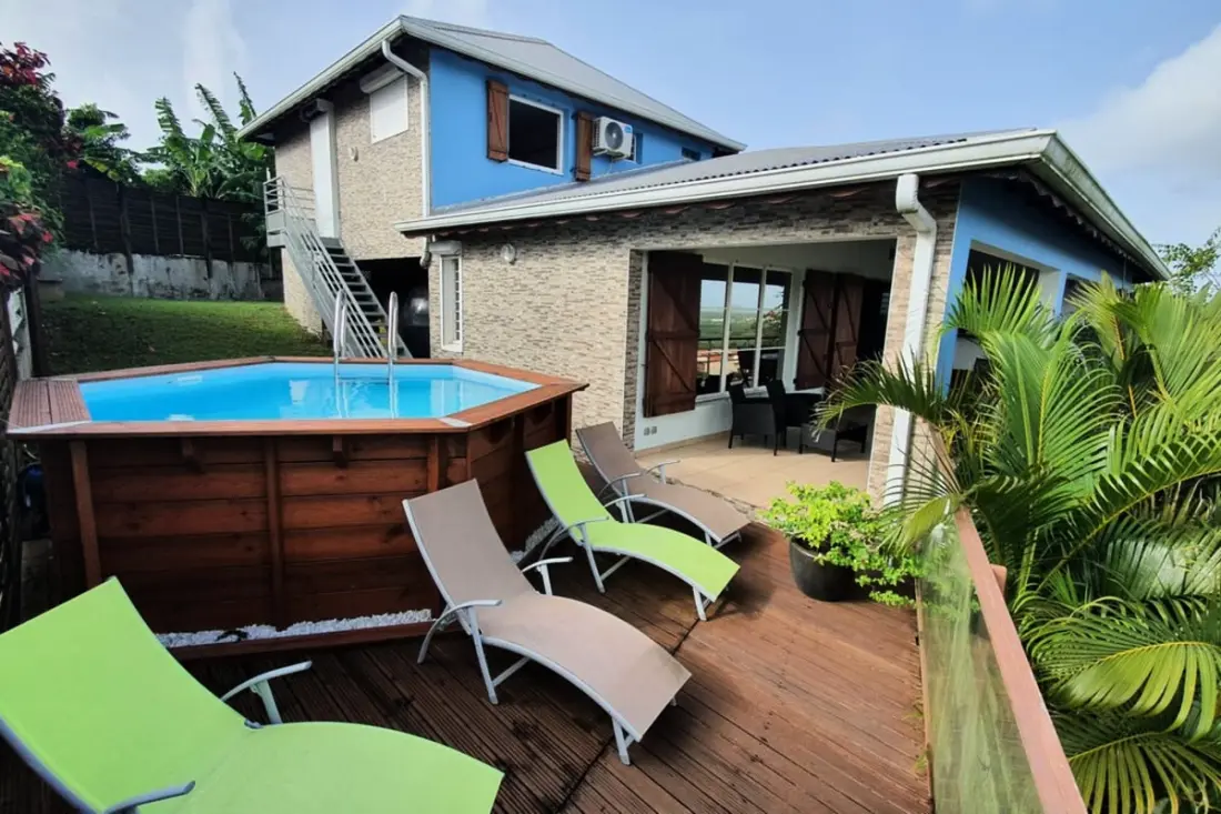 972d3 - Villa De 240m2 - Piscine - 5 Chambres