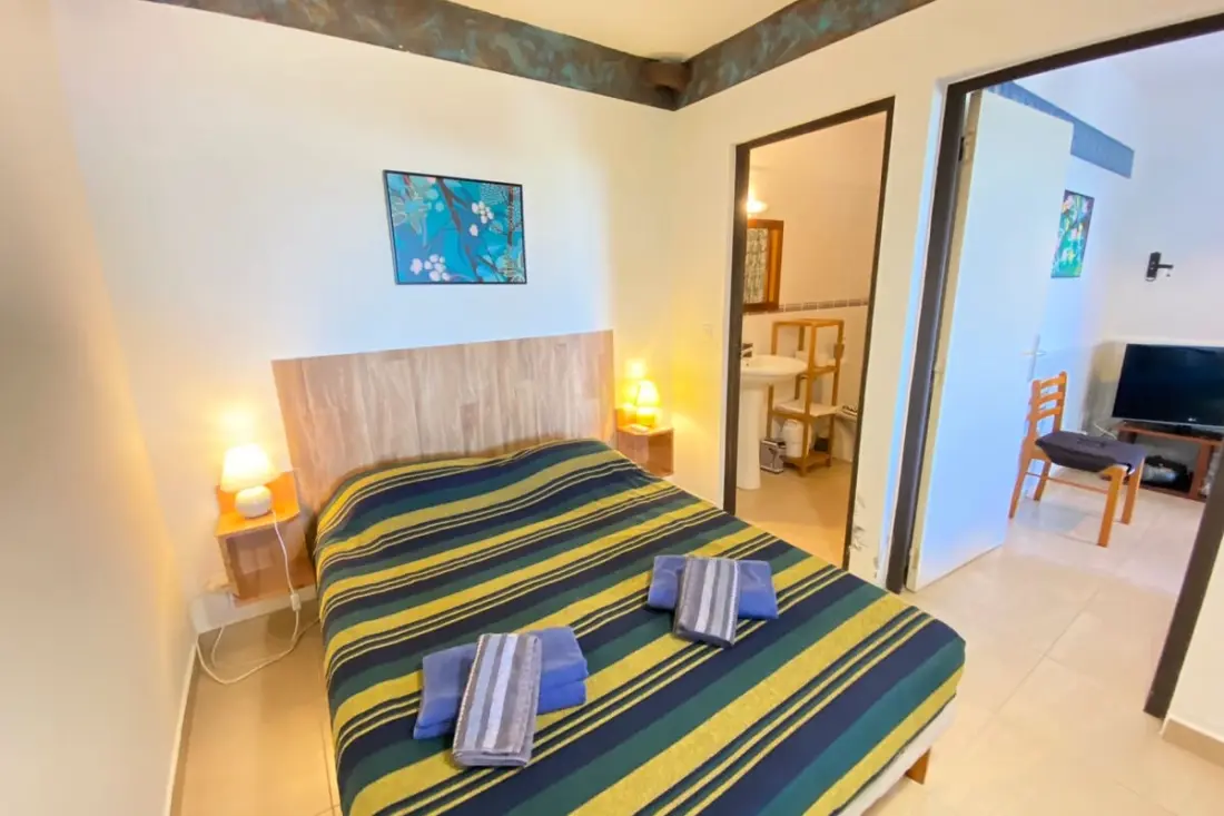 972d3 - Villa De 240m2 - Piscine - 5 Chambres