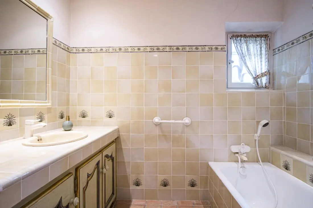 Propriété D'exception Au Coeur Du Luberon
