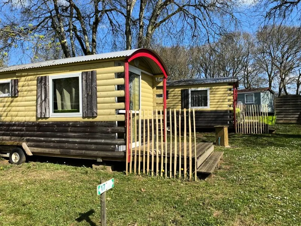 Camping Les Cigales 4 étoiles★★★★