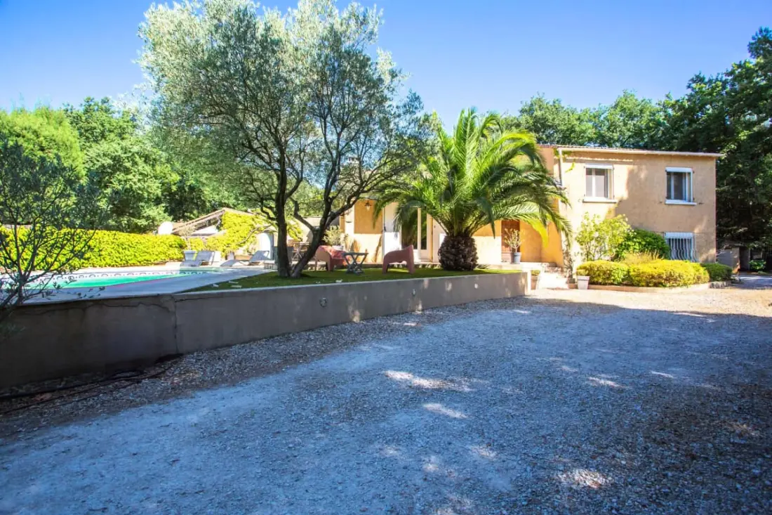 Maison Avec Piscine Privée Et Clim à Rochefort