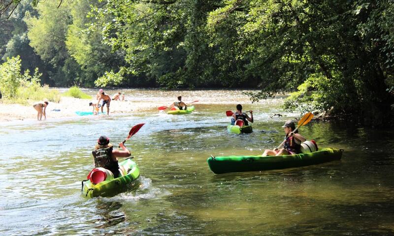 Camping Universal **** - ROCHEGUDE - 29